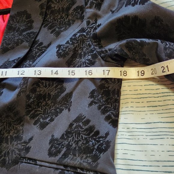 Apostrophe Black Floral Velvet Embossed Jacket - Picture 8 of 9